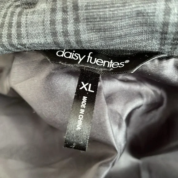 Daisy Fuentes Plaid Dress Jacket - Picture 4 of 6